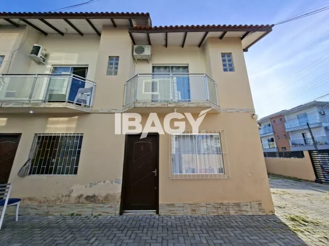 Excelente Apartamento 2 dormitório(s) em Ingleses do Rio Vermelho - Florianópolis