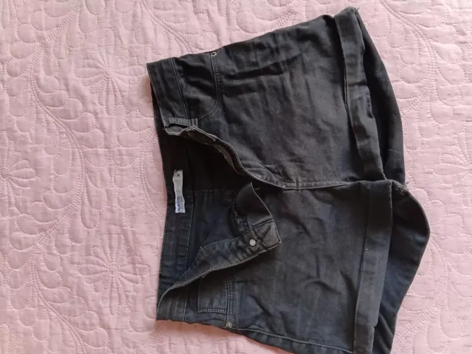 Short Jeans