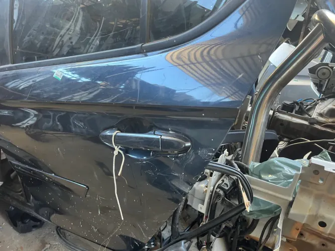 F porta traseira esquerda Honda city 22/25