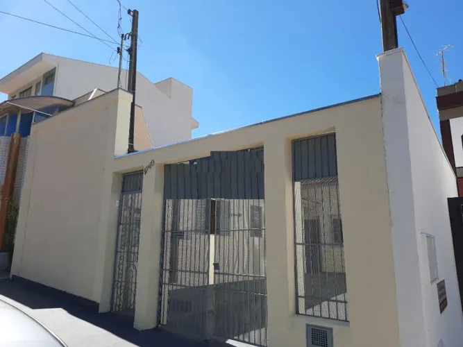 Casa Comercial para Alugar no Centro de São Carlos - Oportunidade Imperdível!