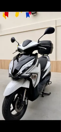 Vendo moto elite Honda 2022