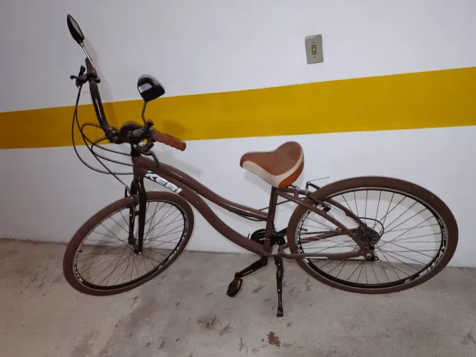 Bicicleta Semi nova usada 2 vezes