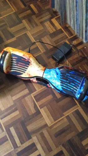 Hoverboard Overboard Skate Elétrico 6,5 Polg. Com LED e Conexão Bluetooth