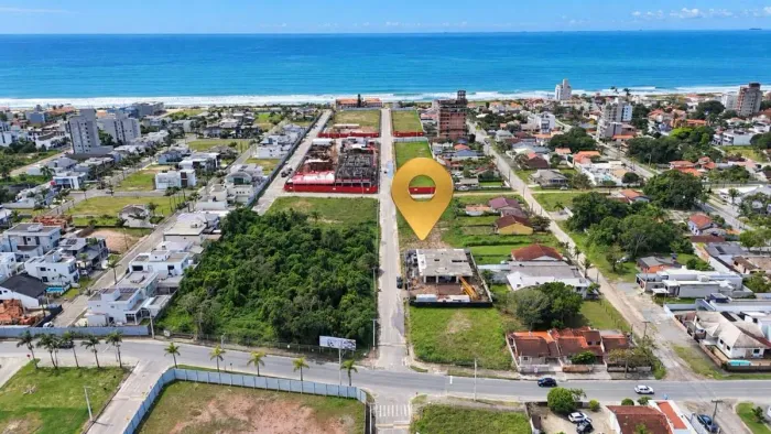 TERRENO PRONTO PARA CONSTRUIR A 450 METROS DA PRAIA EM ITAPOÁ SC!