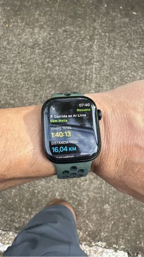 Apple Watch Series 10 42mm Jet Black GPS