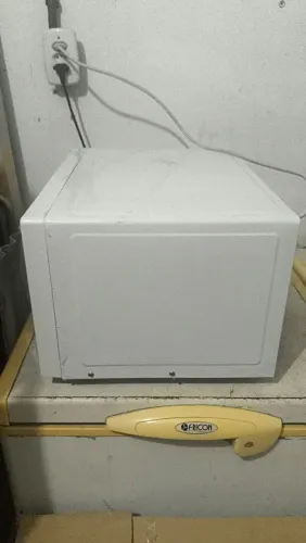 Micro-ondas Branco LG 30 Litros Top de Verdade 