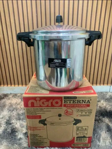 Panela de Pressão Nigro Eterna 20L