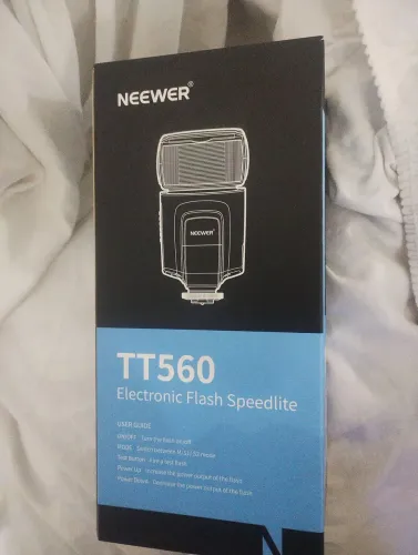 Flash maquina fotográfica Neewer TT560 na caixa - qualquer dslr - Novo