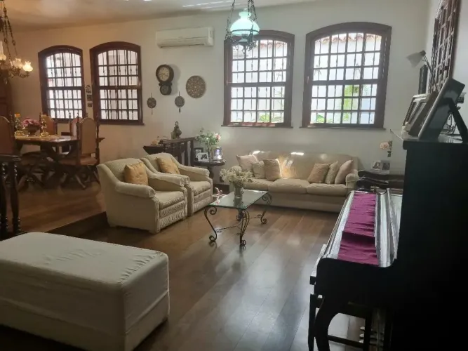 São Francisco Residência Nobre 350m² salão 4 quartos em São Francisco - Niterói - RJ