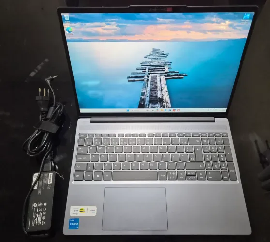 Notebook Lenovo Slim / i5 13th / SSD NVMe 512gb / RAM 8gb / Tela de 15"<br>