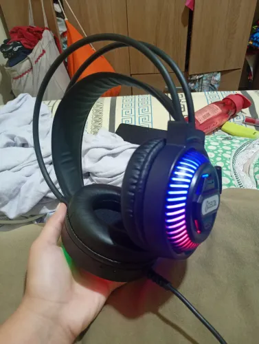 Vende-se fone de ouvido