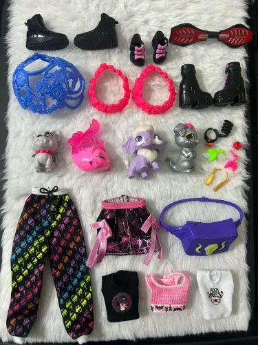 Lote g3 acessórios Monster High