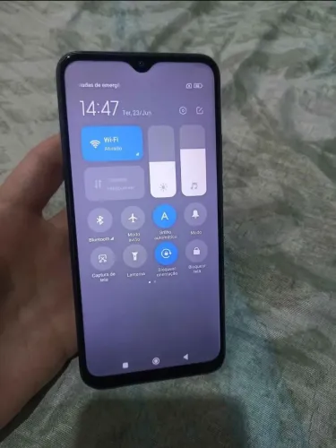 Celular semi novo xiome 9 
