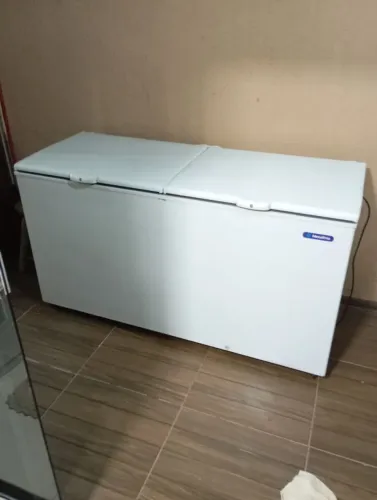 Freezer metal frio semi novo 