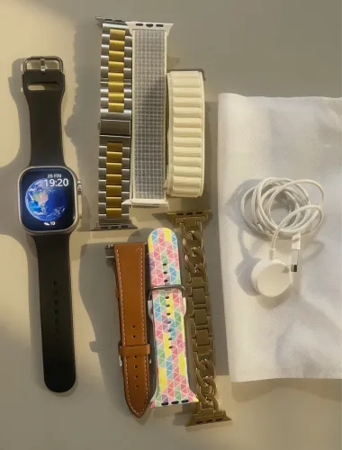 Kit Smartwatch (Estilo Apple Watch Ultra) + 6 Pulseiras Extras e Carregador
