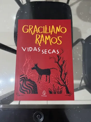 Livro Vidas Secas de Graciliano Ramos
