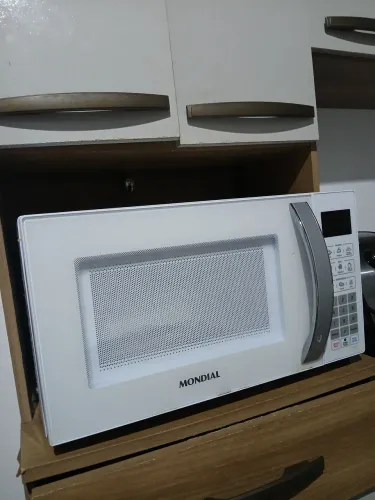 Microondas Mondial Branco