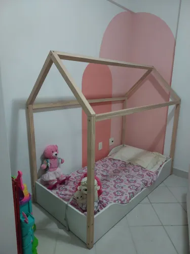 Cama montessoriana abracadabra, colchão incluso. 