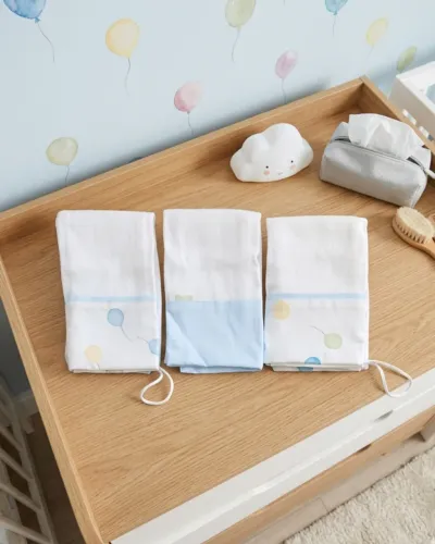 Kit com 3 Paninhos de Boca Babete com Fralda Valletex Premium e Estampa em Tricoline