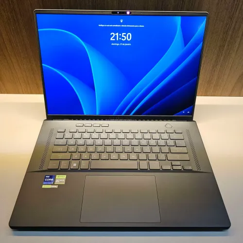 ROG Zephyrus M16 i9 RTX 4070 32GB 3TB SSD Tela 240Hz