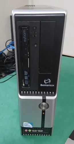 Desktop Montado - KIT intel Core i3 - 3ªGeração de 3.3GHz | 8GB | SSD-240GB