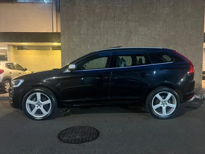 Volvo XC 60 T-5 R-design 2.0 FWD 5P 2014