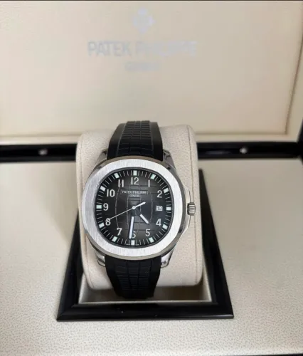 Relógio Patek Philippe Aquanaut Automático