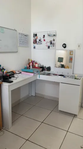 Escrivaninha + Penteadeira em L