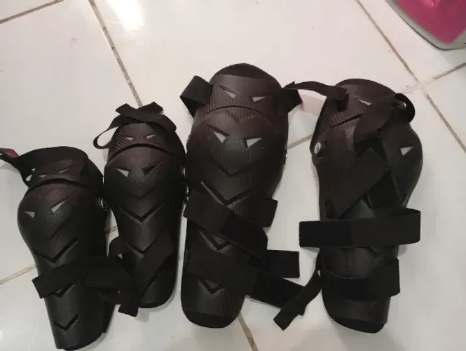Kit Proteção Motoqueiro Joelheira Articulada + Cotoveleira Red Dragon