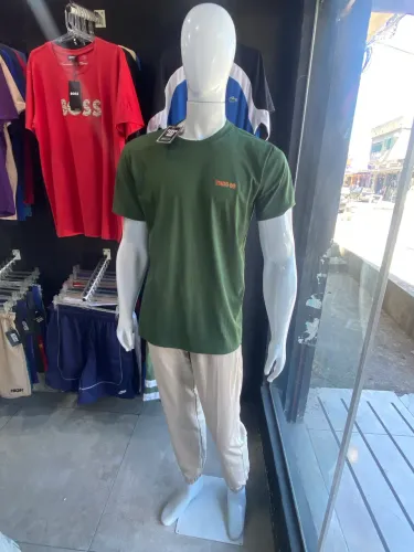 Manequins