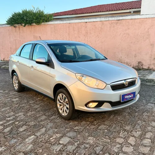 Fiat Grand Siena Attrac. 1.4 EVO F.flex 8V 2013