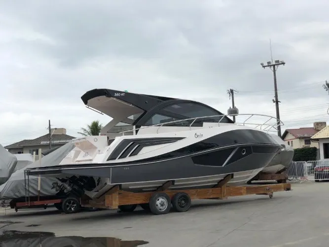 Lancha Onix 380 HT - Ñ e FS/Focker/NX/Bayliner/Phantom/Ferretti