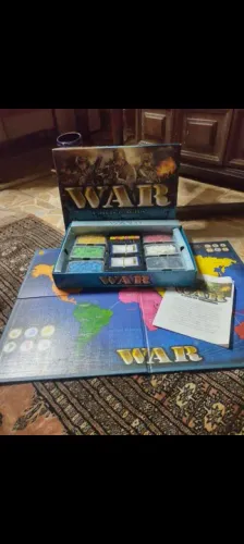 Jogo de tabuleiro War - A clássica batalha!