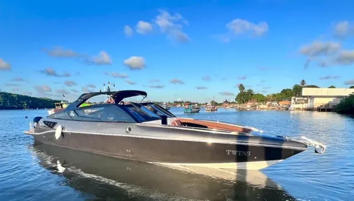 Lancha Z380 open Ñ e nx/ fs/ focker