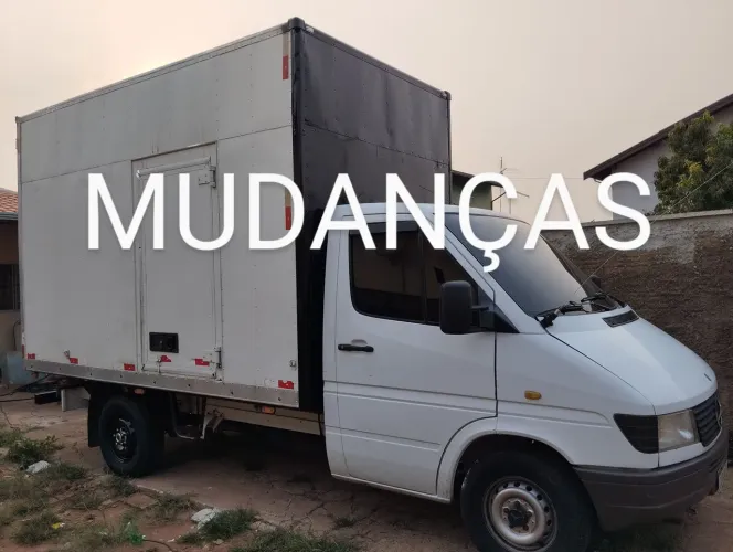 FRETES E PEQUENAS MUDANÇAS