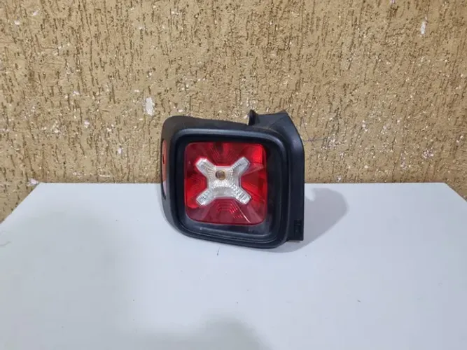 Lanterna esquerda Renegade 2015/2016/2017/2018/2019/2020/2021