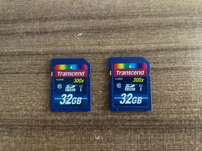 2x Cartões de Memória SD Transcend 32gb