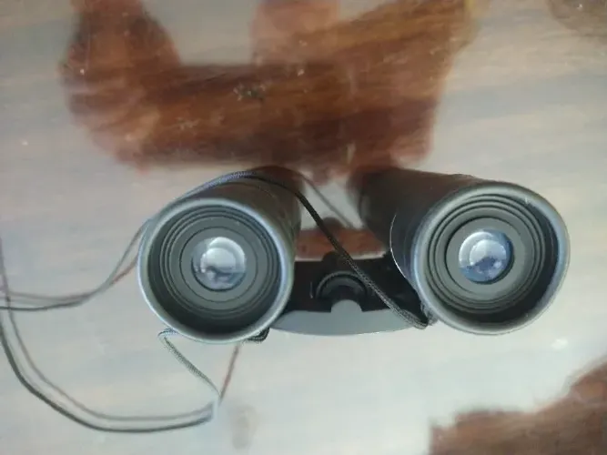 vendo binoculo de logo alcance, novo,
