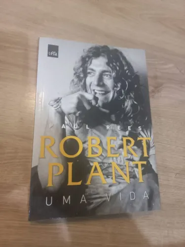 Livro Robert Plant: Uma Vida - Paul Rees