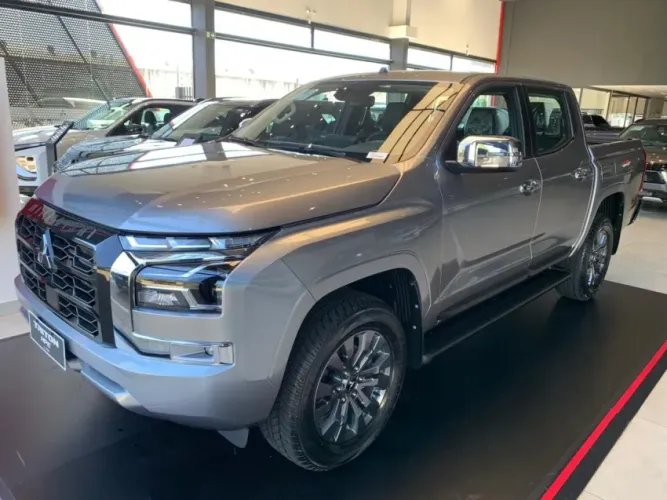 Mitsubishi TRITON HPE 2.4 CD 4X4 TB Diesel Aut. 2026