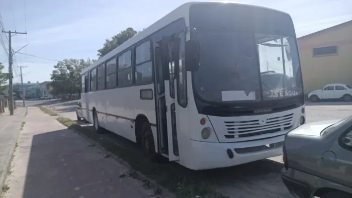 Ônibus urbano of 1722. Motor novo pintura nova todo revisado
