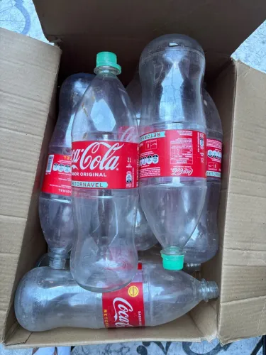 Cascos de Coca-Cola retornáveis