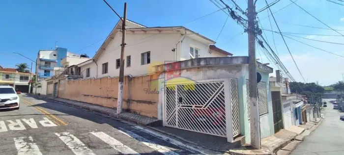 SOBRADO DE ESQUINA - 03 DORMTS /03 VAGAS