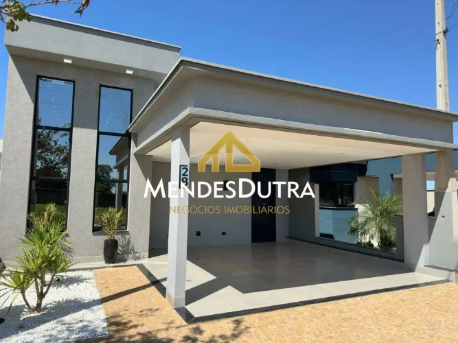 Casa em Condominio Fechado com Piscina no Bairro Campestre-Piracicaba