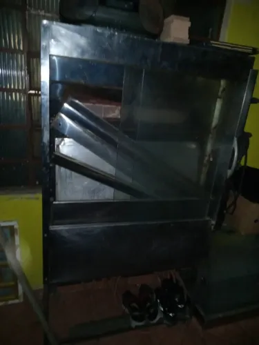 Maquina de assar frangos
