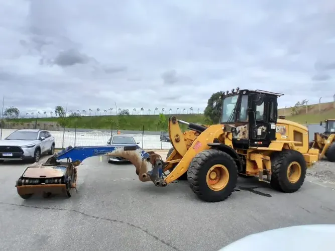 Pá Carregadeira Caterpillar 930k