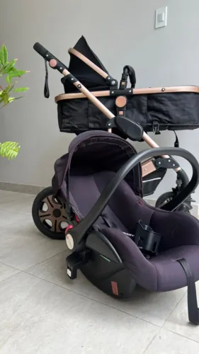 Carrinho de Bebê Europeu 3 em 1 Kit Completo Moises + Bebe Conforto + Base Veicular + Bols