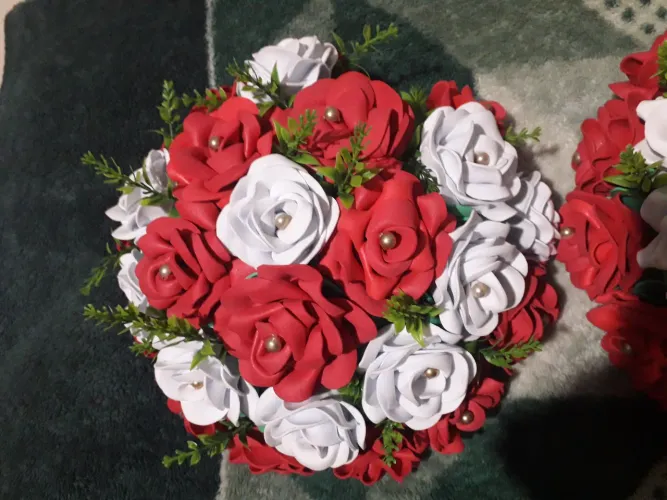 Arranjo de flores de EVA para decoração