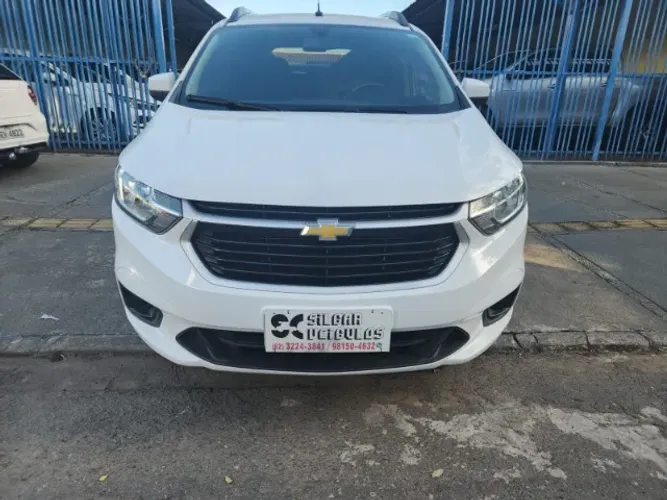 Chevrolet Spin lt automática 2023 7 lugares 