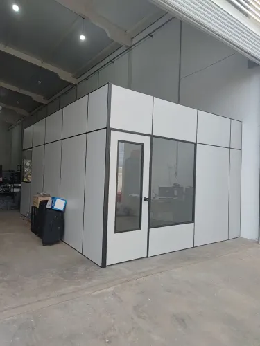 Divisorias Eucatex novas e usadas 